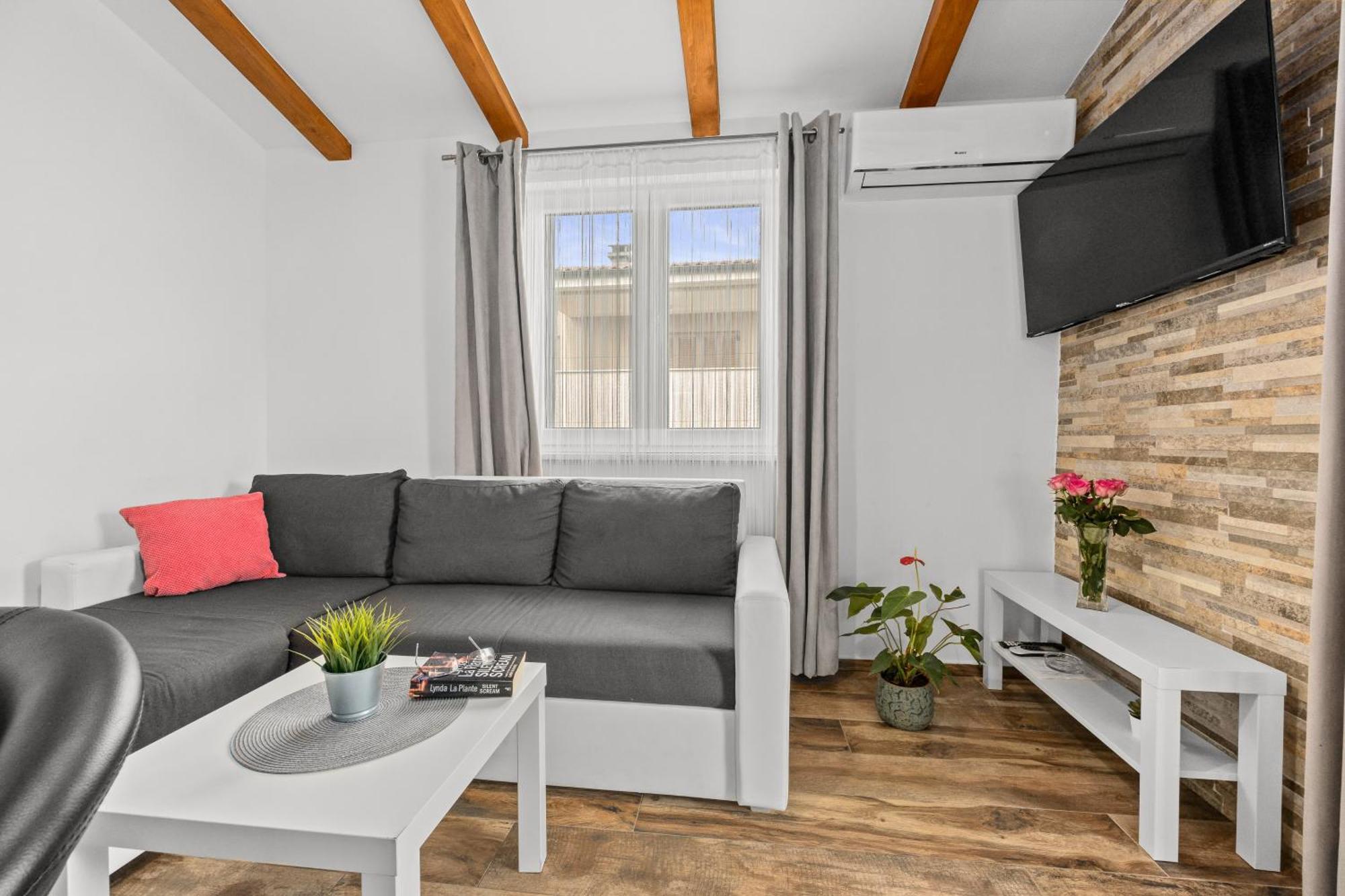 Apartments Gajic Фажана Экстерьер фото